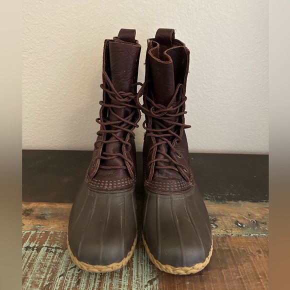 Women’s L.L. Bean Maine Hunting Shoes “Bean Boots” | Size 9 - Picture 2 of 6